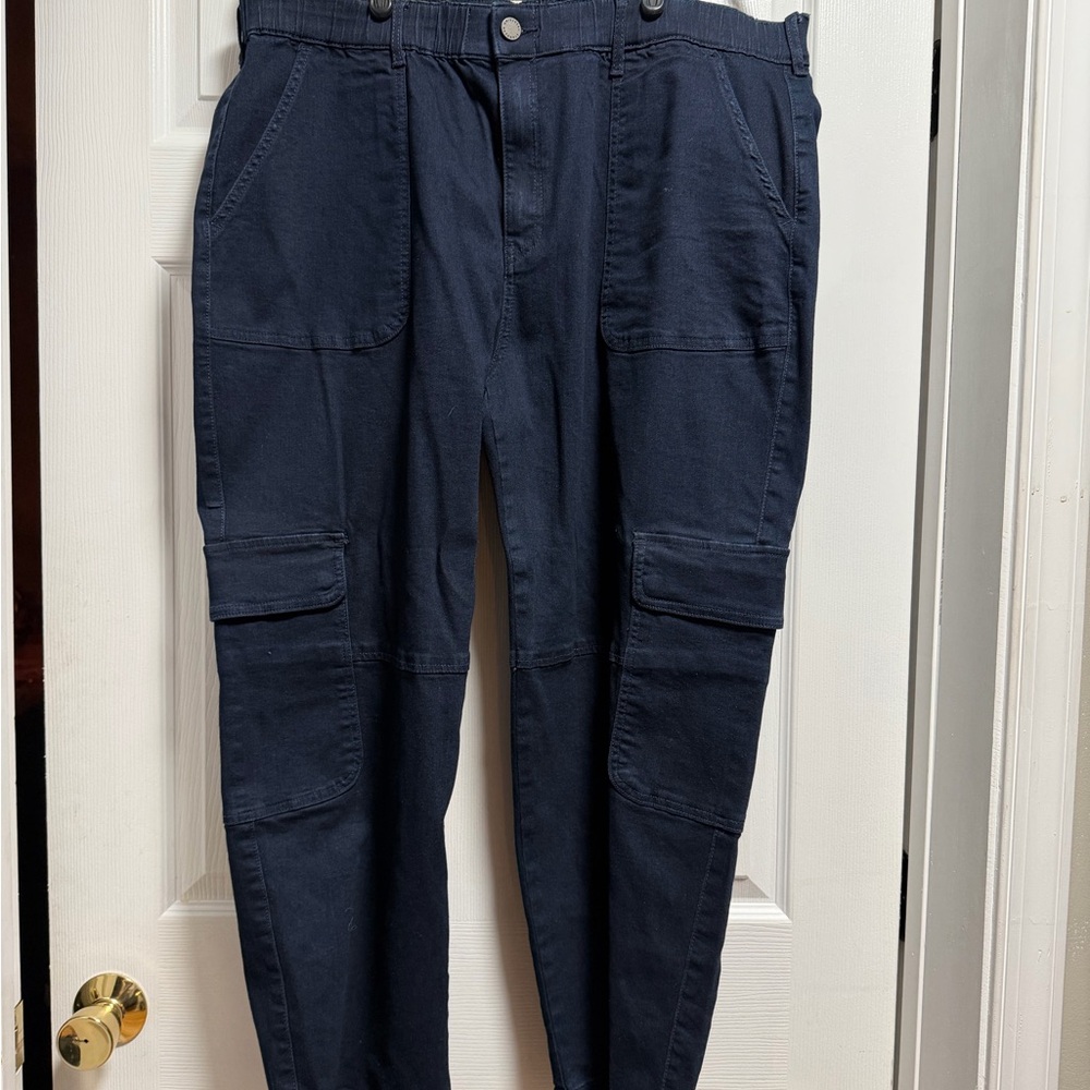 Universal Standard Women's Navy Straight Leg Jeans